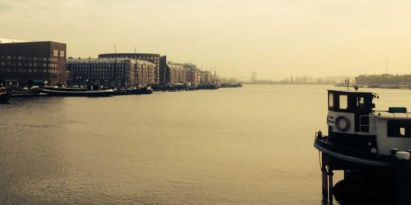 从现场到云端：新闻直播的技术演进如何重塑财经头条与沉浸式体验