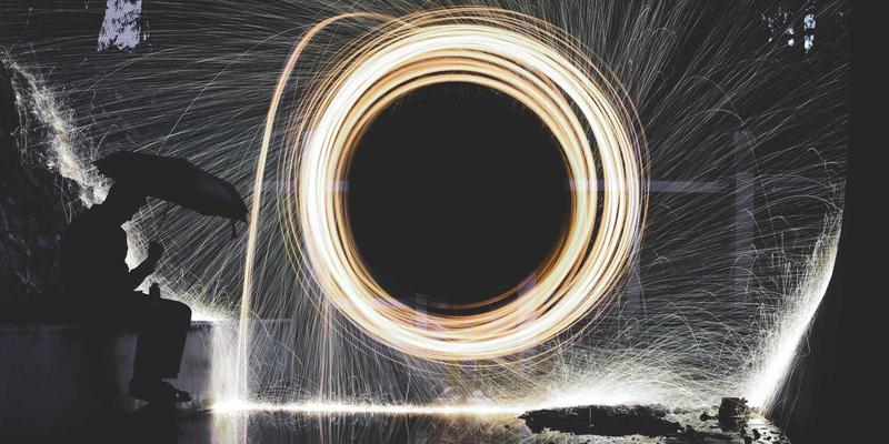 国内新闻与头条轰炸：信息聚合时代下，灾难性新闻如何侵蚀公众心理健康