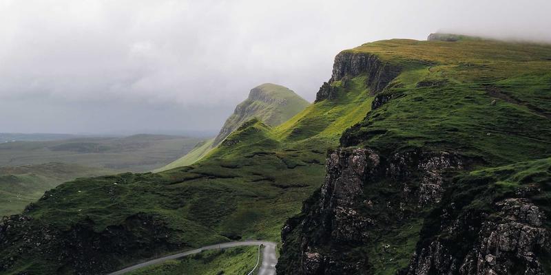 融媒体时代地方新闻媒体的破局之道：深耕国内新闻与财经新闻，打造差异化信息聚合平台
